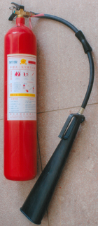 手提式二氧化碳灭火器